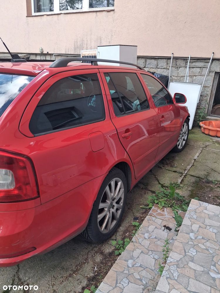 Skoda Octavia 2.0 TDI RS - 6