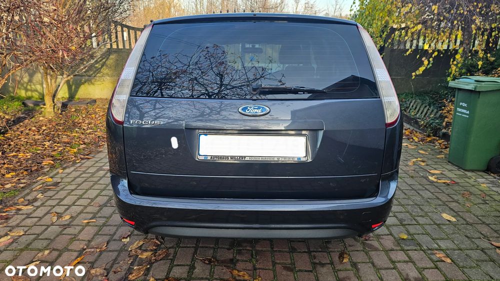 Ford Focus - 11
