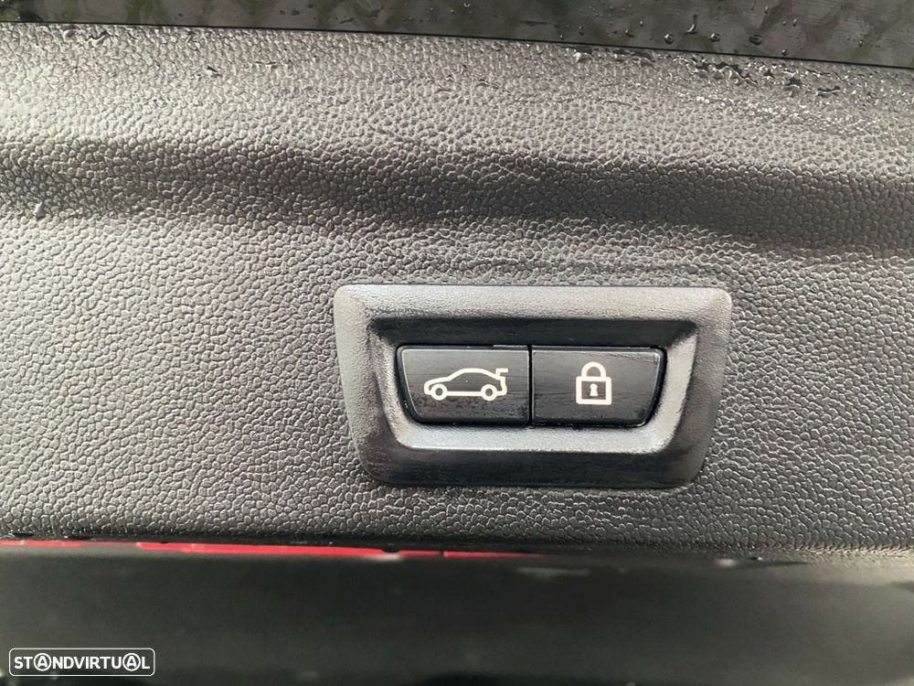 MINI Countryman Cooper SE Premium Classic Auto - 22