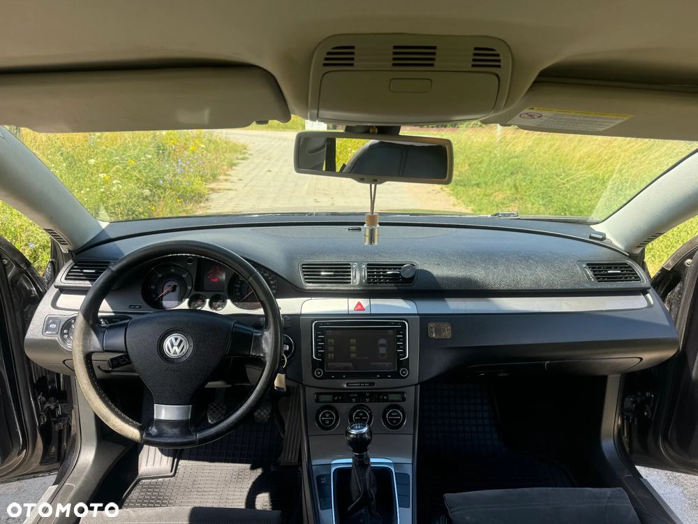 Volkswagen Passat 1.9 TDI Trendline - 14