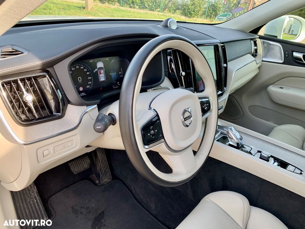 Volvo XC 60 T8 Twin Engine AWD Inscription - 20