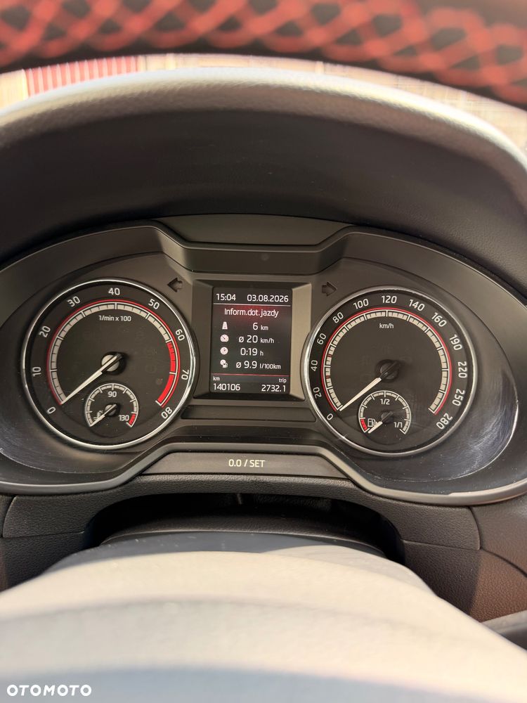 Skoda Octavia 2.0 TSI RS 230 - 12