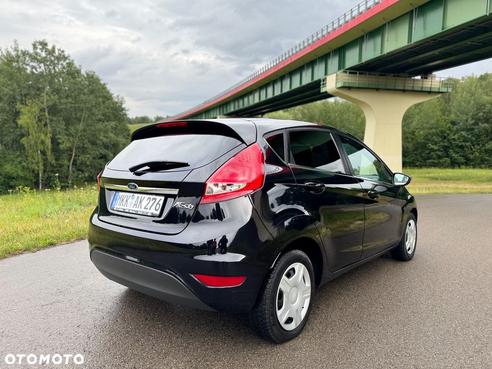 Ford Fiesta 1.25 Champions Edition - 11