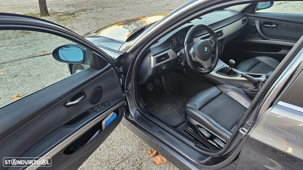 BMW 320 d Exclusive - 13