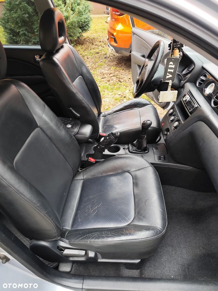 Mitsubishi Outlander 2.0 Comfort 4WD - 13