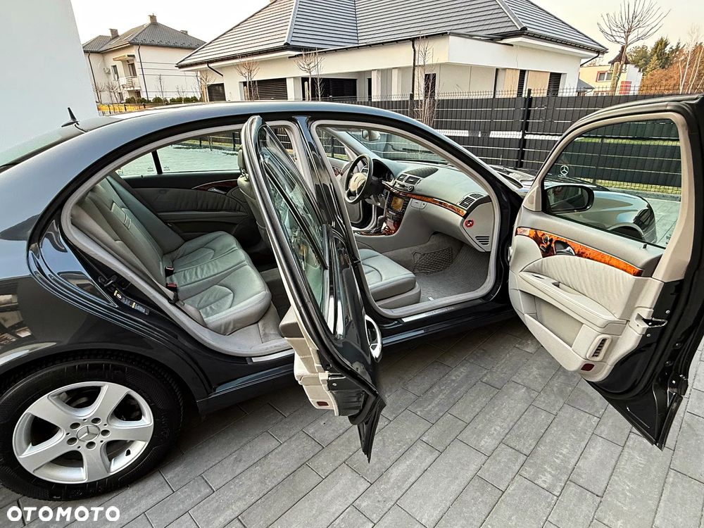 Mercedes-Benz Klasa E 220 CDI Automatik Elegance - 4