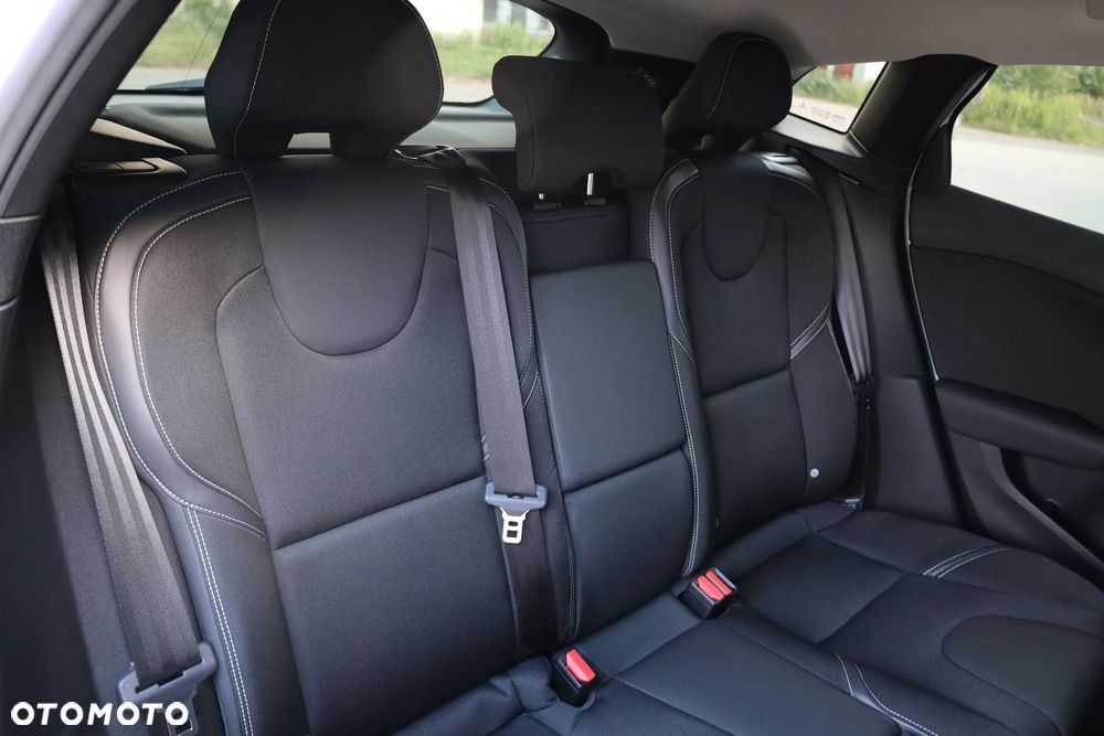 Volvo V40 T2 Drive-E Momentum - 24