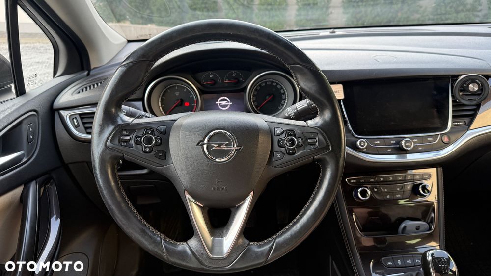 Opel Astra 1.4 T GPF Elite - 11