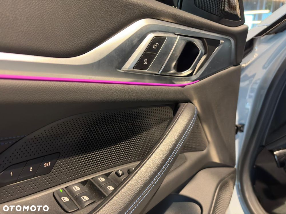 BMW i4 80.7kWh eDrive 35 M Sport - 12