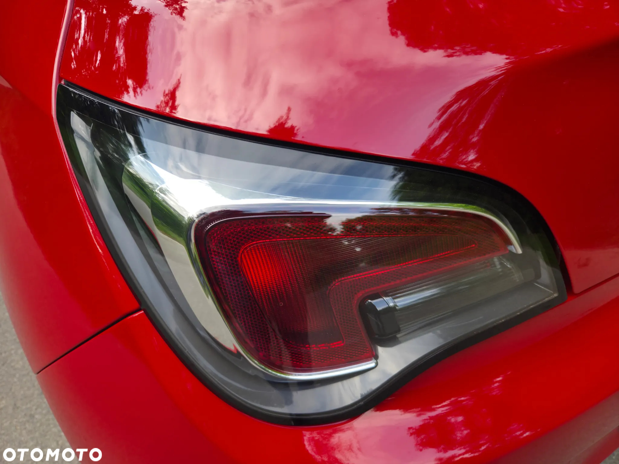 Opel Adam 1.2 - 27