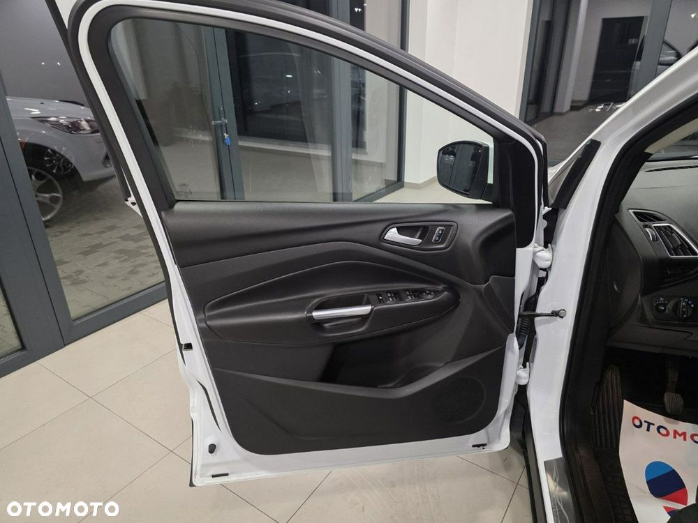 Ford Kuga 2.0 TDCi 4x4 Titanium - 10