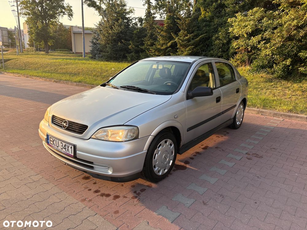 Opel Astra 1.4 Start - 1
