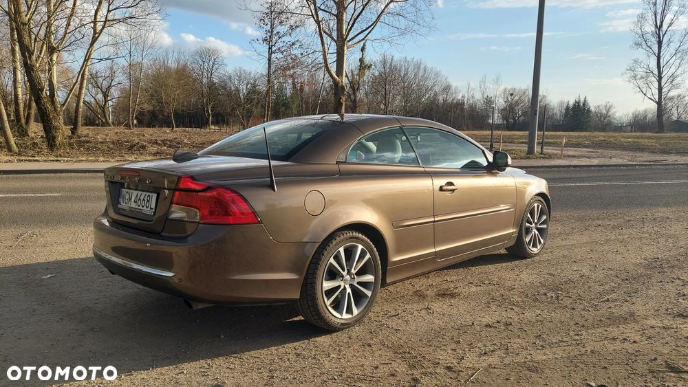 Volvo C70 D3 Summum - 18