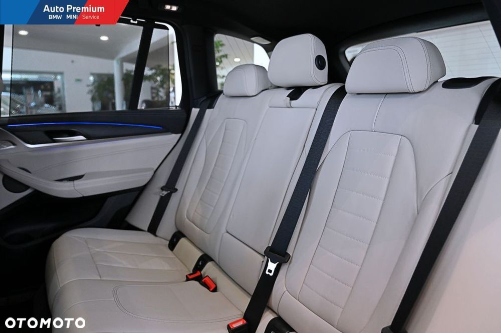 BMW X3 xDrive30i mHEV - 17