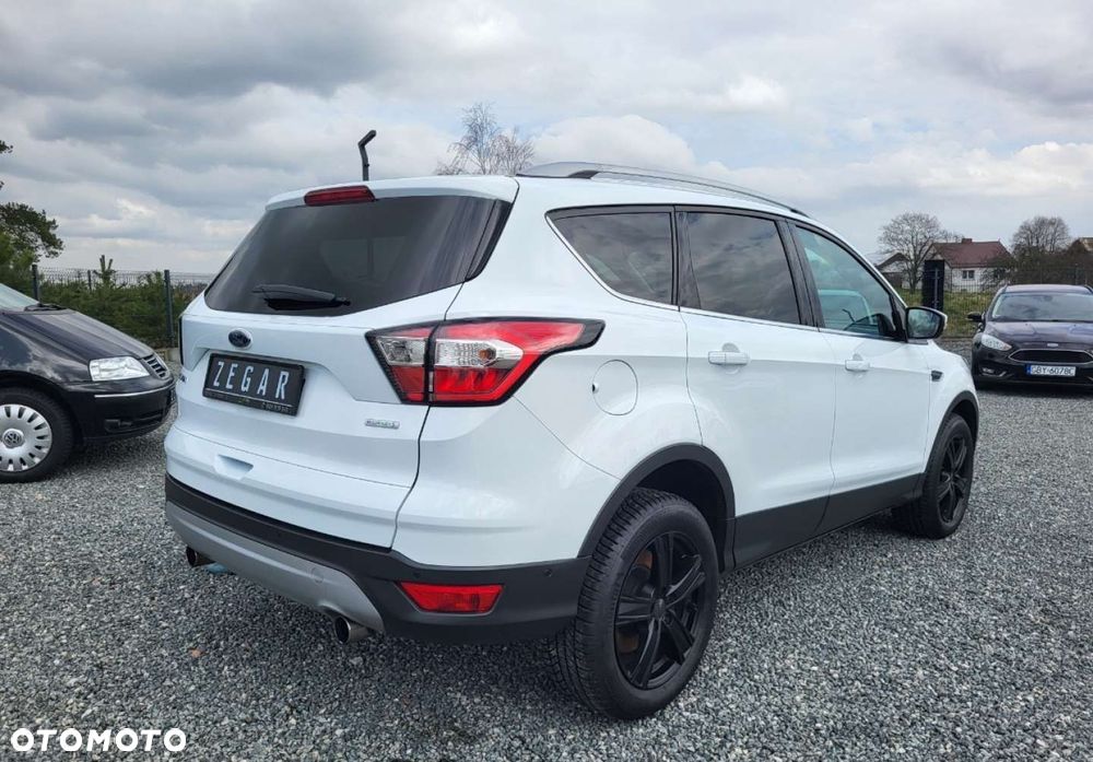 Ford Kuga - 30