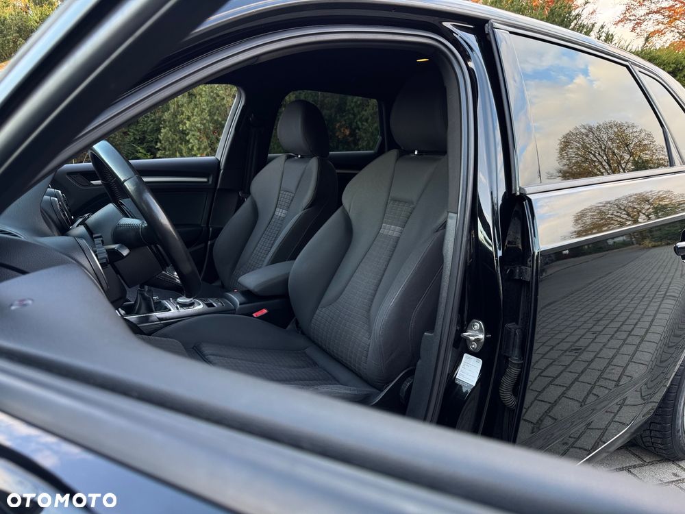 Audi A3 Sportback 1.6 TDI S line Sportpaket - 6