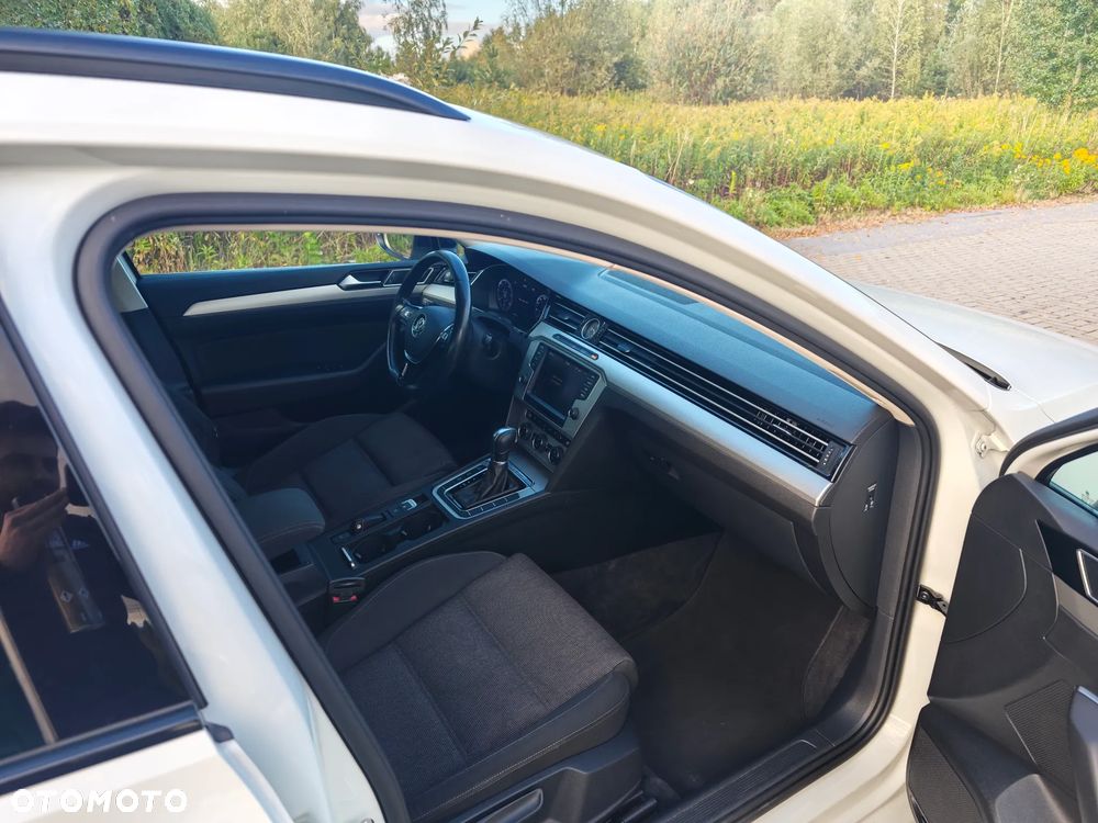 Volkswagen Passat 2.0 TDI Bi-Turbo BMT 4Mot Highline DSG - 6