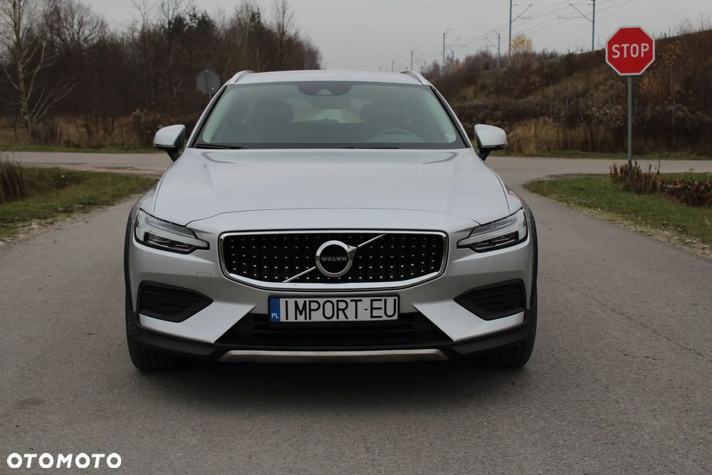 Volvo V60 Cross Country B4 D AWD Geartronic - 9