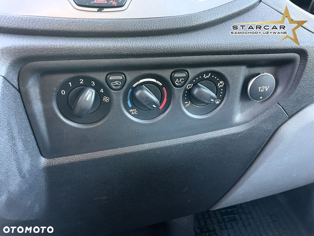 Ford Transit - 11