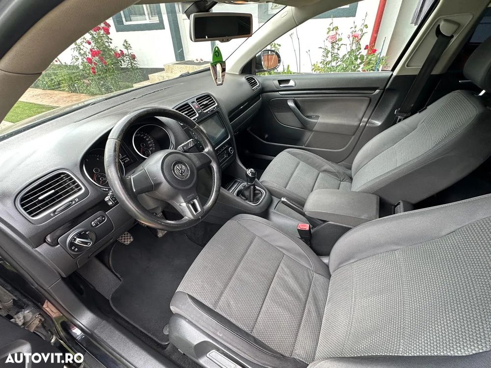 Volkswagen Golf 1.6 TDI BMT Comfortline - 8