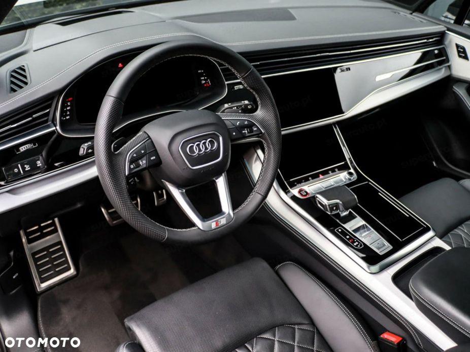 Audi Q7 - 9