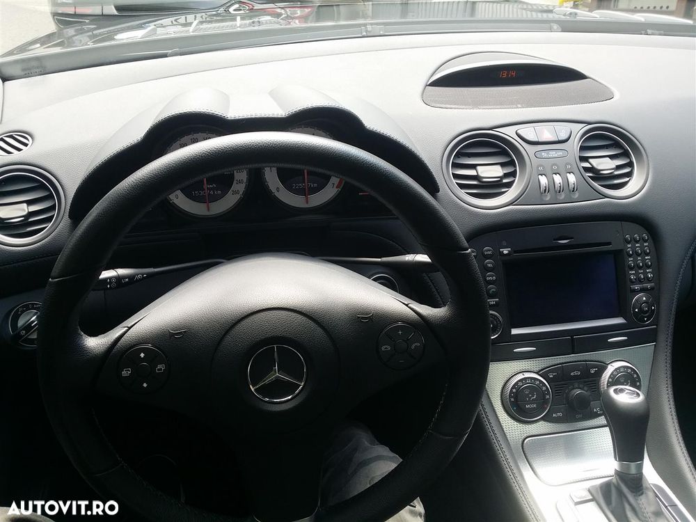 Mercedes-Benz SL - 8