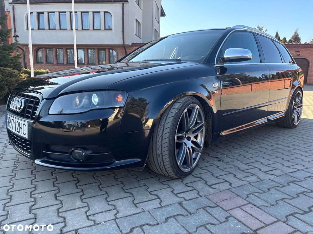 Audi S4 Avant - 1