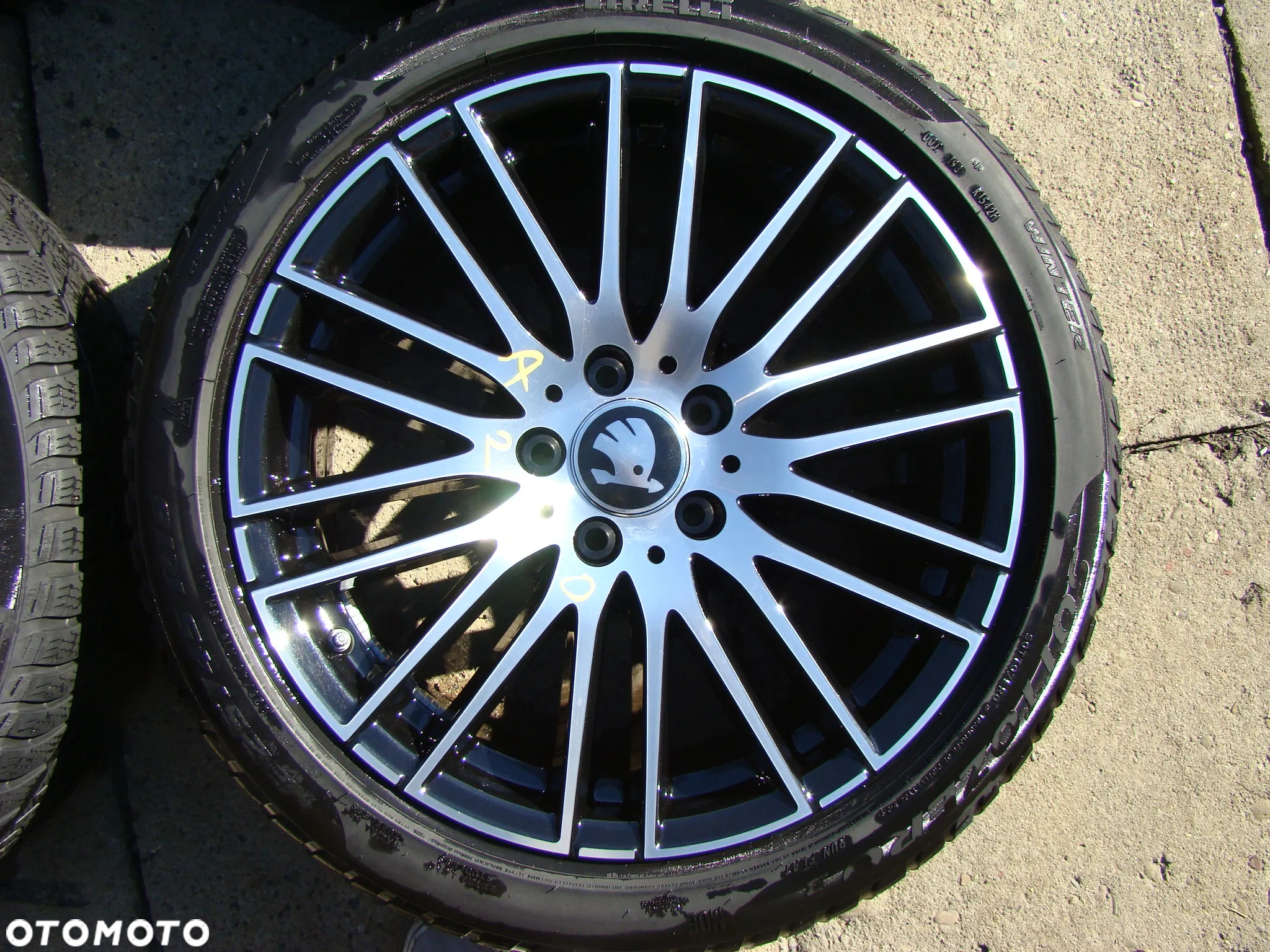 a260 5x112 Skoda Octavia Superb Yeti 7,5jx18 et40 opony zima 225/45 - 3