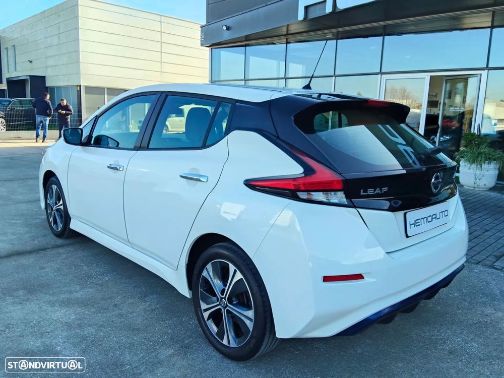 Nissan Leaf - 11