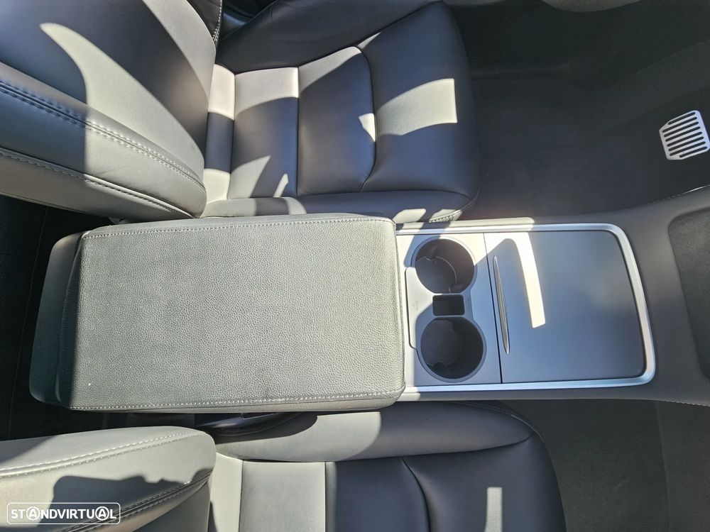 Tesla Model Y Tração Traseira - 28