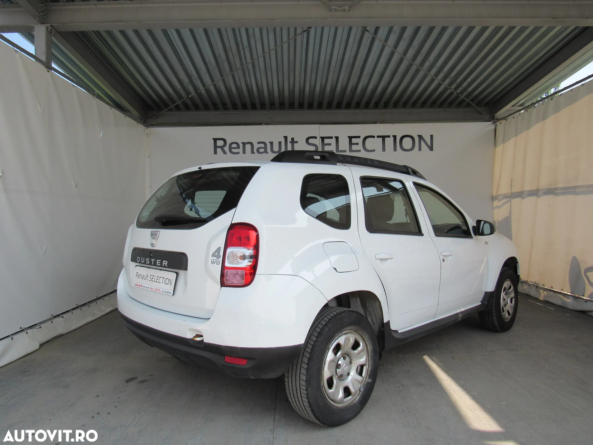 Dacia Duster 1.5 dCi 4x4 Laureate - 2