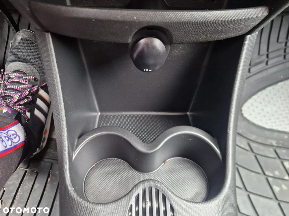 Peugeot 107 (70) 68 envy - 5