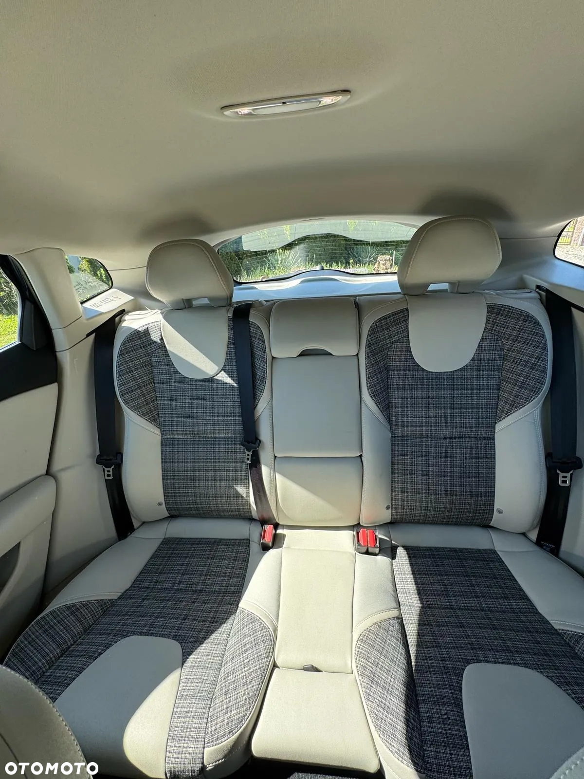 Volvo V40 T3 Drive-E Kinetic - 23