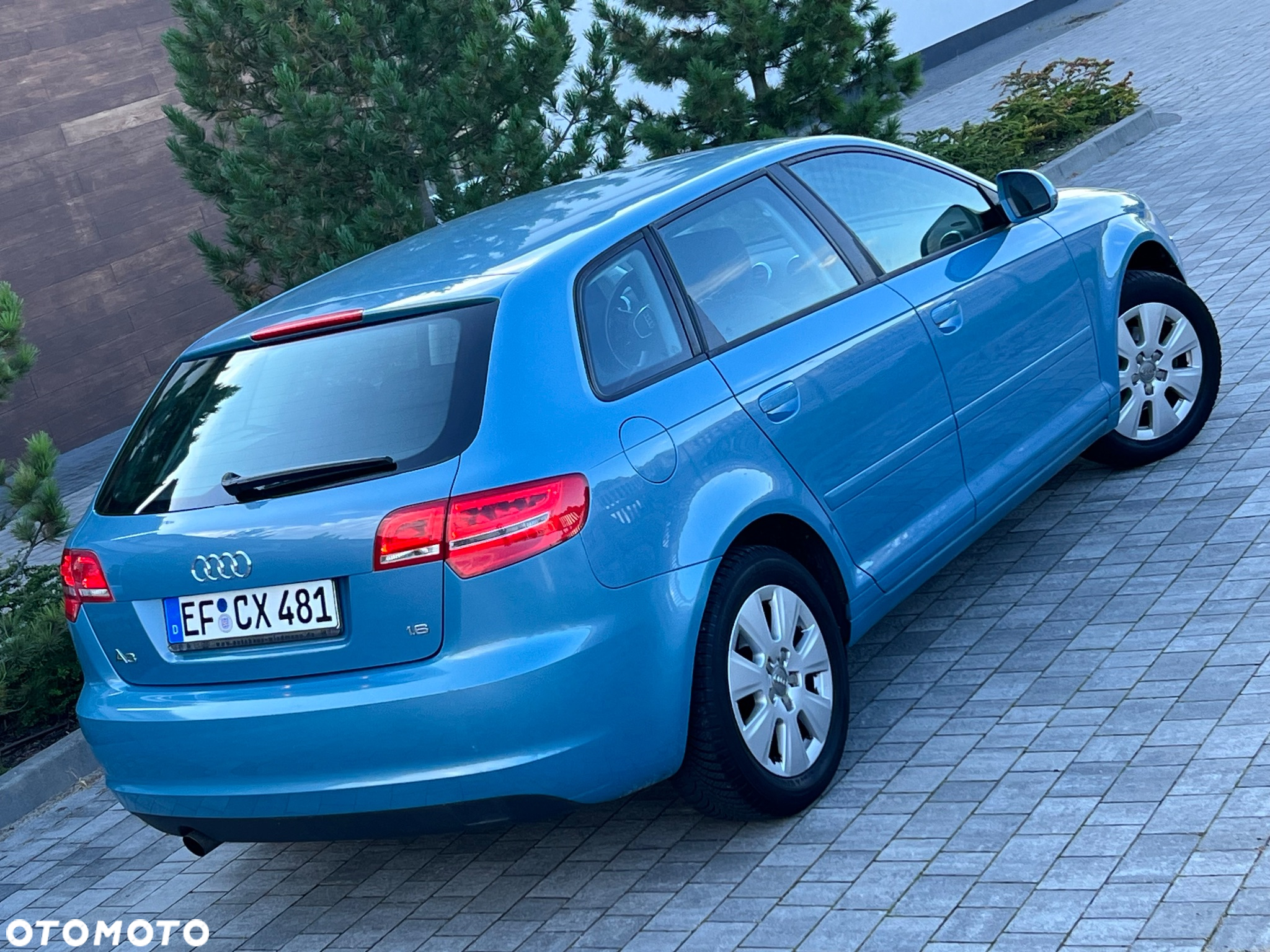Audi A3 1.6 Ambiente S tronic - 4