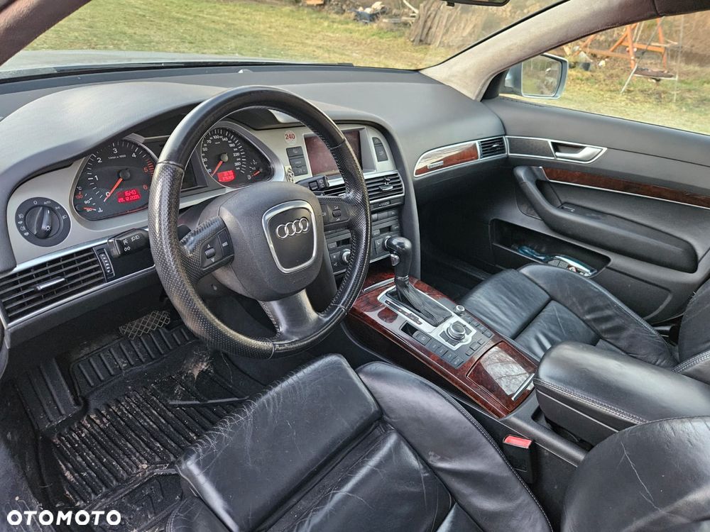 Audi A6 Allroad - 11