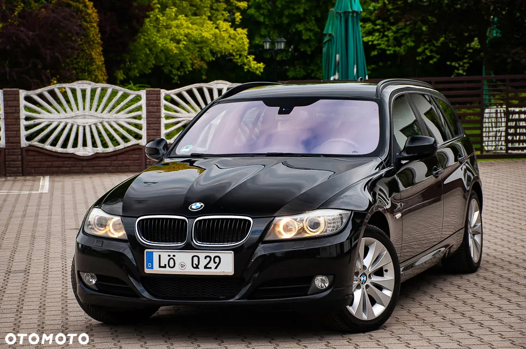 BMW Seria 3 320d xDrive DPF Touring Edition Fleet Exclusive - 24