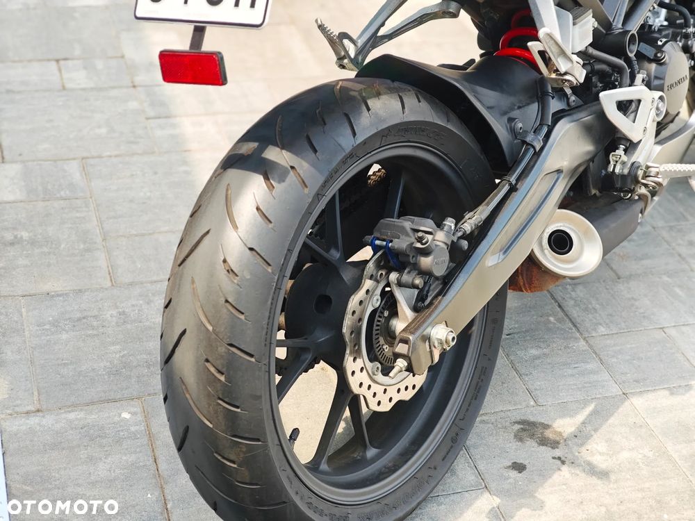 Honda CB - 28