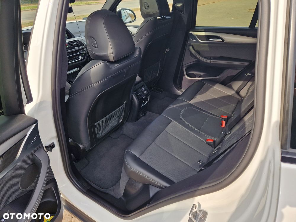 BMW X3 xDrive20i GPF xLine - 12