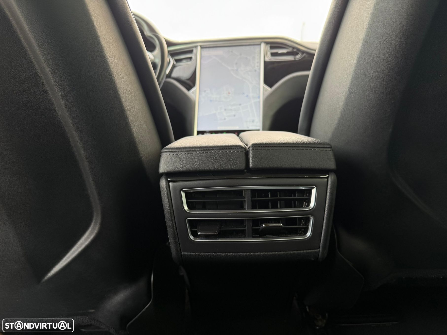 Tesla Model S 85D - 14