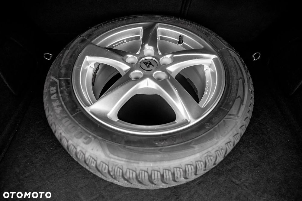 Peugeot 308 BlueHDi 130 EAT8 Allure - 15