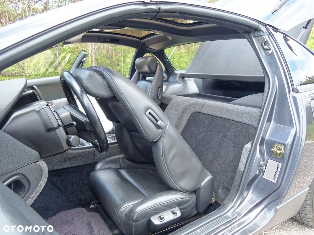 Nissan 300 ZX - 21