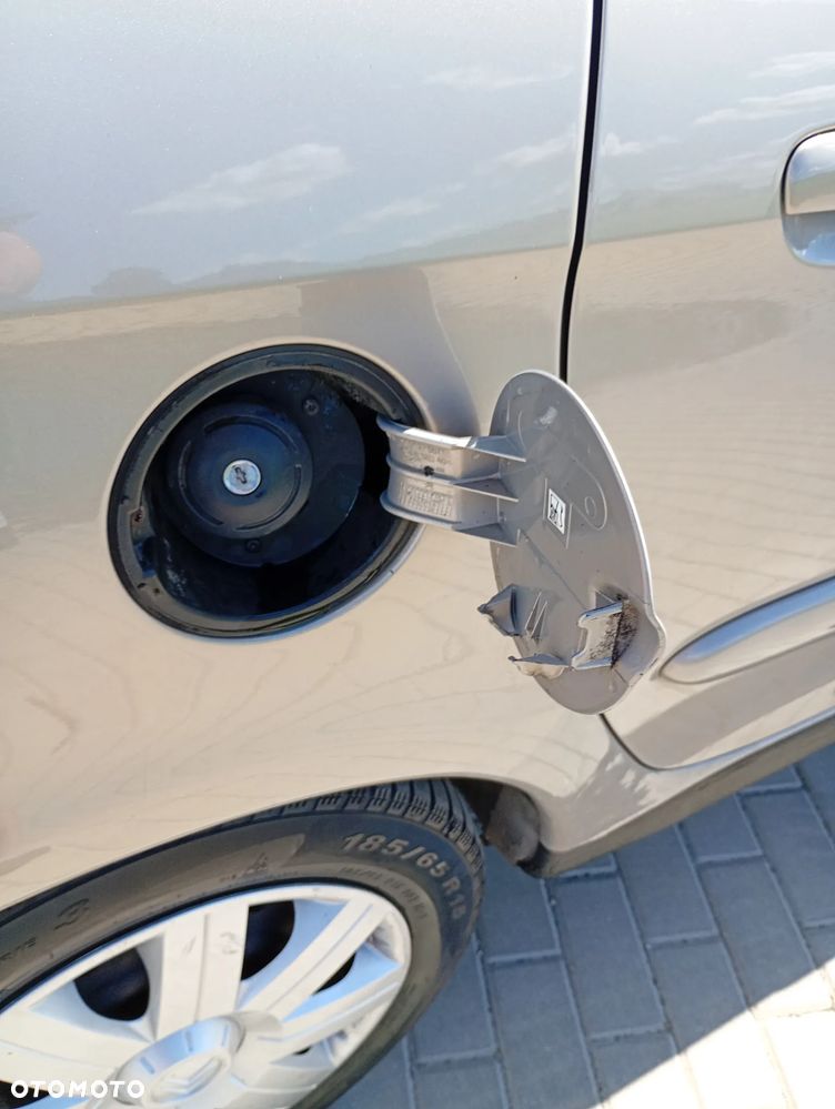 Citroën Xsara Picasso 1.8i Exclusive - 24