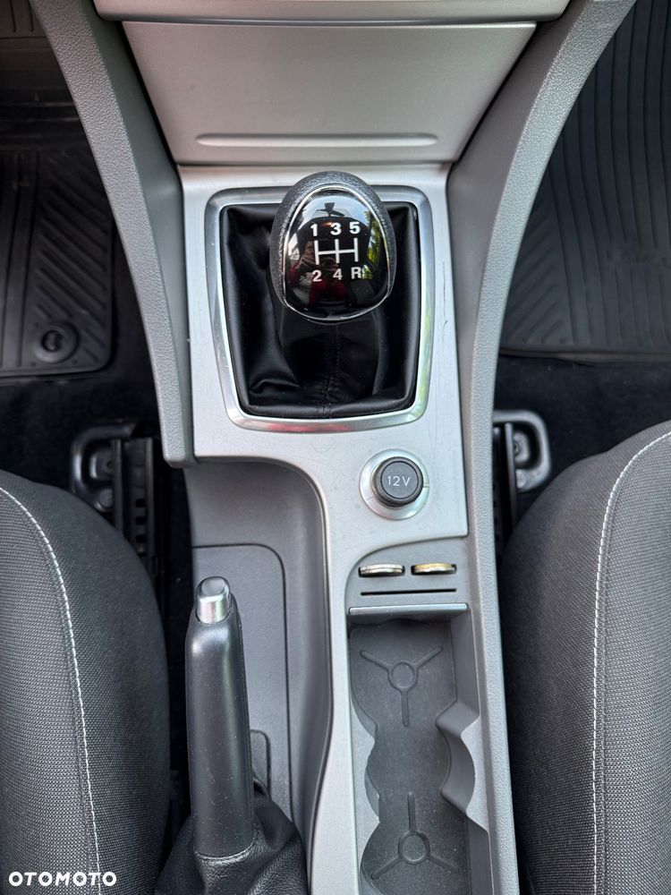 Ford Focus 1.6 Gold X - 24