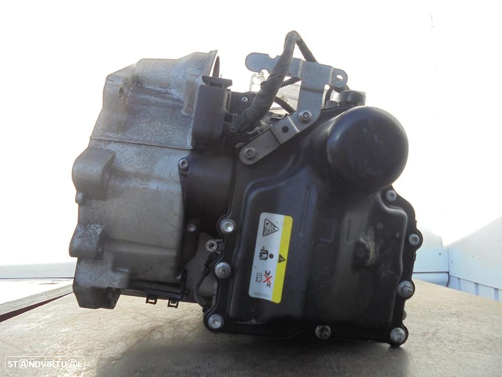 CAIXA VELOCIDADES VOLKSWAGEN TOURAN 2015 - - 5