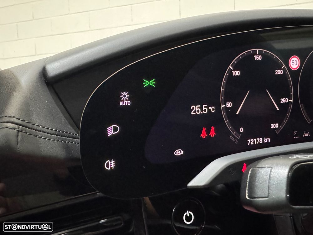 Porsche Taycan 4S - 54