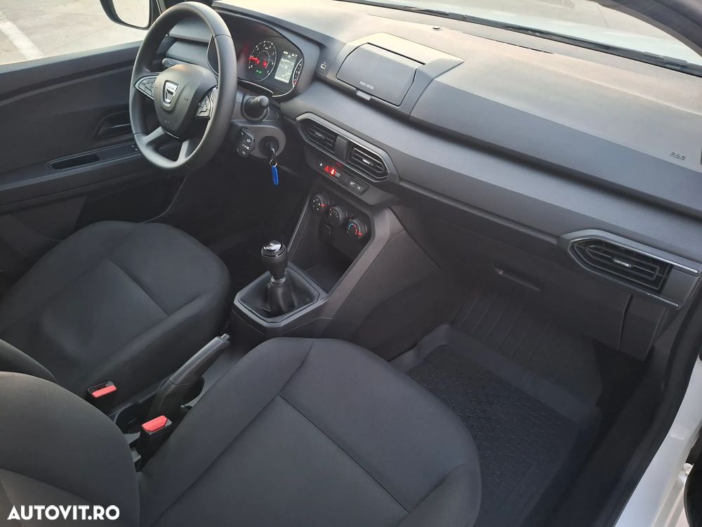 Dacia Logan ECO-G 100 Essential - 8