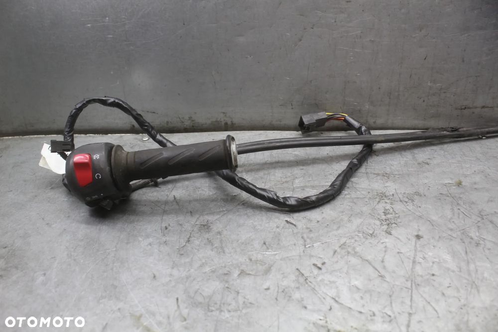 Suzuki GSX 600 750 F GSXF Jajko  Przełączniki przełącznik zapłonu rolgaz - 1