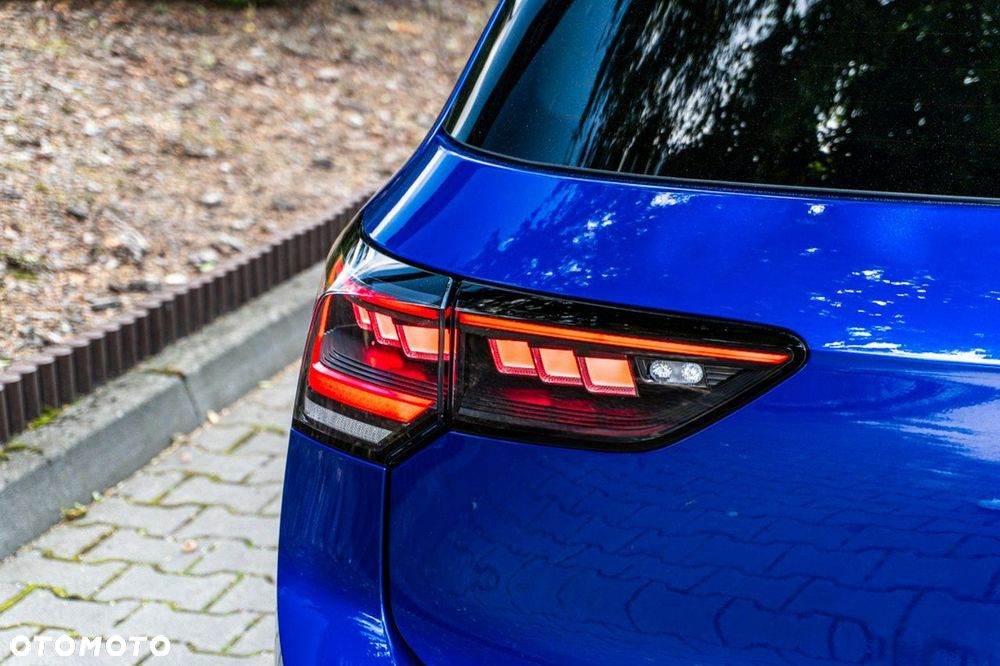 Volkswagen Golf - 12