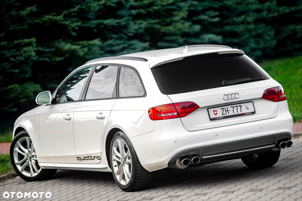 Audi S4 Avant S tronic - 16
