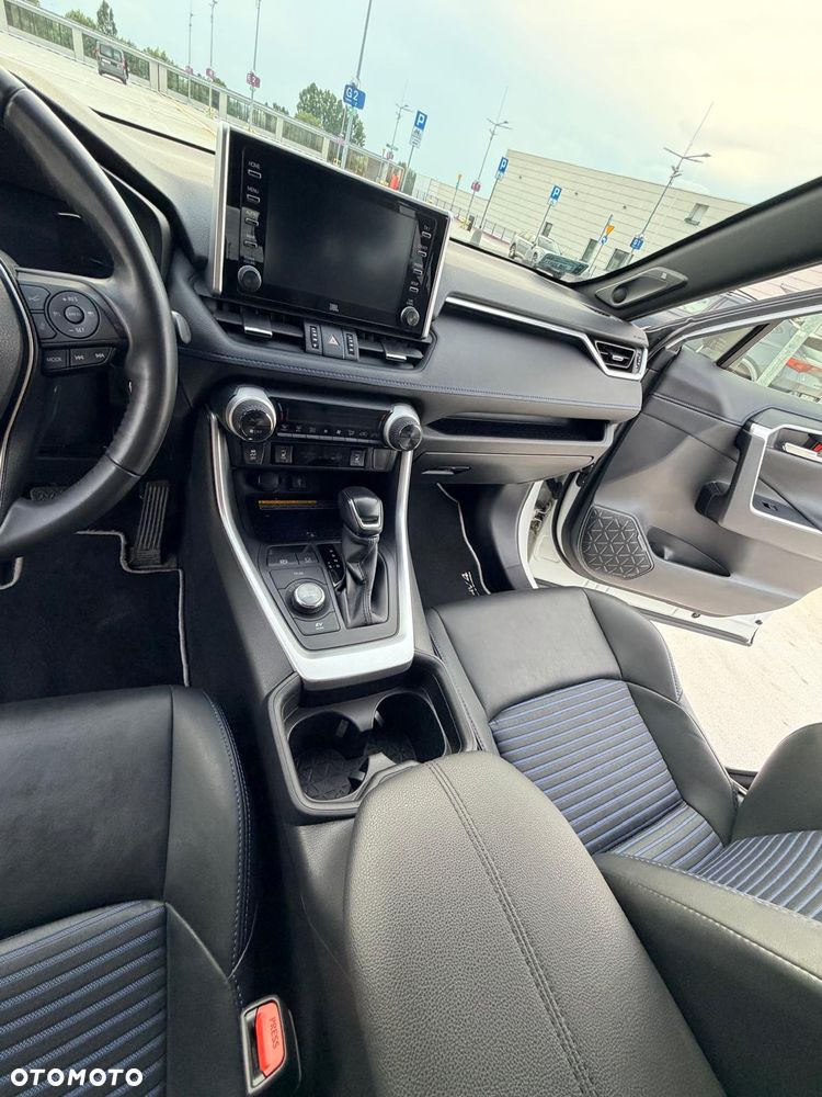 Toyota RAV4 2.5 Hybrid Black Edition by JBL 4x2 - 36